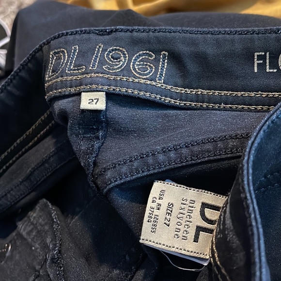 Black DL1961 Jeans Size 27 - Picture 4 of 5